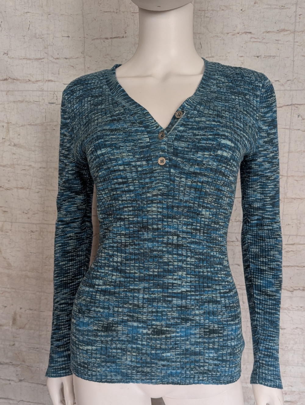 Sundance Blue and Gray Ribbed Henley Top